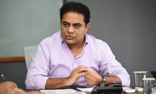 KTR ने केंद्र से LPG सिलेंडर की कमी के मामले में हस्तक्षेप करने का आग्रह किया KTR ने केंद्र से LPG सिलेंडर की कमी के मामले में हस्तक्षेप करने का आग्रह किया