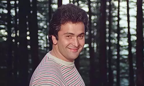Rishi Kapoor के नाम पर परिवार का कॉपीराइट... बिना अनुमति इस्तेमाल करने पर होगी सख्त कार्रवाई! Rishi Kapoor के नाम पर परिवार का कॉपीराइट... बिना अनुमति इस्तेमाल करने पर होगी सख्त कार्रवाई!