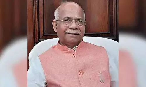 Governor शिव प्रताप शुक्ला ने 10वीं कक्षा के विद्यार्थियों को बधाई दी Governor शिव प्रताप शुक्ला ने 10वीं कक्षा के विद्यार्थियों को बधाई दी