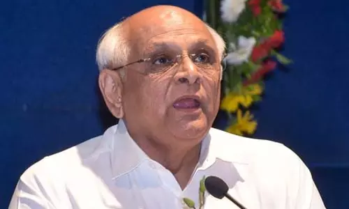 सूरत में पानी की टंकी गिरने के बाद सरकार ने ठेकेदार से 1.04 करोड़ रुपए वसूले सूरत में पानी की टंकी गिरने के बाद सरकार ने ठेकेदार से 1.04 करोड़ रुपए वसूले