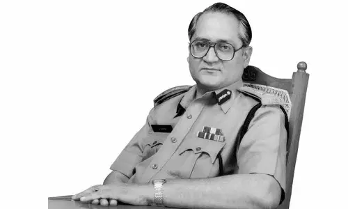 अविभाजित आंध्र प्रदेश के पूर्व DGP, HF डोरा का निधन हो गया है अविभाजित आंध्र प्रदेश के पूर्व DGP, HF डोरा का निधन हो गया है
