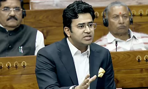 Tejasvi Surya समिति ने जन विश्वास विधेयक पर रिपोर्ट सौंपी Tejasvi Surya समिति ने जन विश्वास विधेयक पर रिपोर्ट सौंपी