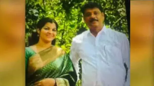 Kerala: दिसंबर में बेटे की दुखद मौत के बाद दंपति ने जान दे दी Kerala: दिसंबर में बेटे की दुखद मौत के बाद दंपति ने जान दे दी