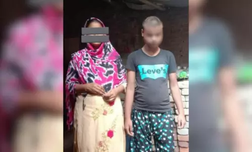 UP: महिला और उसके आंशिक रूप से दृष्टिहीन बेटे के साथ दुष्कर्म और हत्या के आरोप में एक व्यक्ति गिरफ्तार UP: महिला और उसके आंशिक रूप से दृष्टिहीन बेटे के साथ दुष्कर्म और हत्या के आरोप में एक व्यक्ति गिरफ्तार