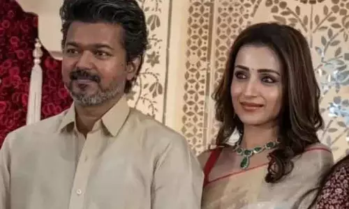 त्रिशा कृष्णन ने Vijay से जुड़े सवालों पर साधी चुप्पी त्रिशा कृष्णन ने Vijay से जुड़े सवालों पर साधी चुप्पी
