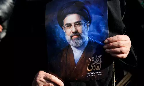 Iran के नए सर्वोच्च नेता का उद्घाटन बयान कुछ उलझाने वाली कमियाँ छोड़ जाता Iran के नए सर्वोच्च नेता का उद्घाटन बयान कुछ उलझाने वाली कमियाँ छोड़ जाता