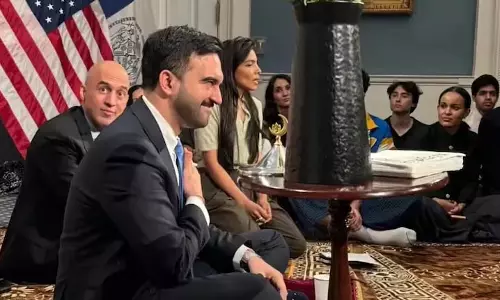 इफ्तार प्रतिक्रिया पर NYC के मेयर ज़ोहरान ममदानी इफ्तार प्रतिक्रिया पर NYC के मेयर ज़ोहरान ममदानी