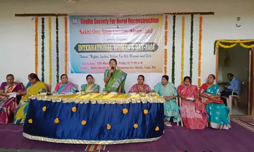 निज़ामाबाद मेयर K. Uma Rani ने दिव्यांग बच्चों के स्कूल की सराहना की