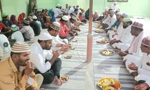 Iftar dinner धार्मिक सद्भाव का प्रतीक है: तडिकोंडा सीथैया Iftar dinner धार्मिक सद्भाव का प्रतीक है: तडिकोंडा सीथैया