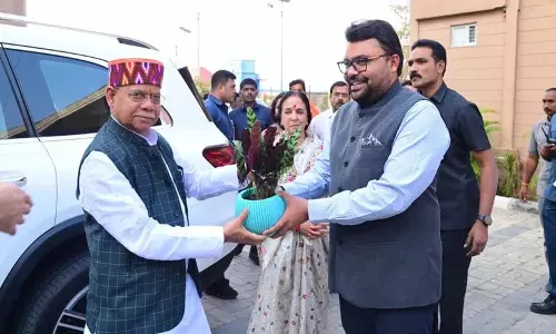 राज्य के राज्यपाल Shiv Pratap Shukla का भव्य स्वागत राज्य के राज्यपाल Shiv Pratap Shukla का भव्य स्वागत