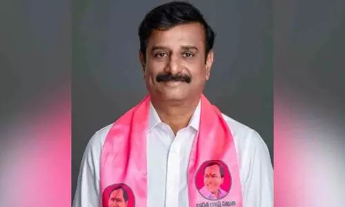 कोट्टा प्रभाकर रेड्डी ने Siddipet में कक्षा 10 की परीक्षा के लिए छात्रों को शुभकामनाएं दीं कोट्टा प्रभाकर रेड्डी ने Siddipet में कक्षा 10 की परीक्षा के लिए छात्रों को शुभकामनाएं दीं