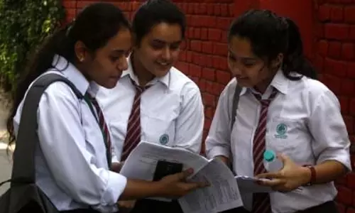 तेलंगाना में 10वीं कक्षा की परीक्षा में 5 लाख से ज्यादा छात्र होंगे शामिल तेलंगाना में 10वीं कक्षा की परीक्षा में 5 लाख से ज्यादा छात्र होंगे शामिल