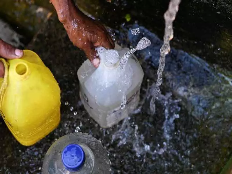 Delhi सरकार ने गर्मियों में पानी की आपूर्ति बढ़ाई Delhi सरकार ने गर्मियों में पानी की आपूर्ति बढ़ाई