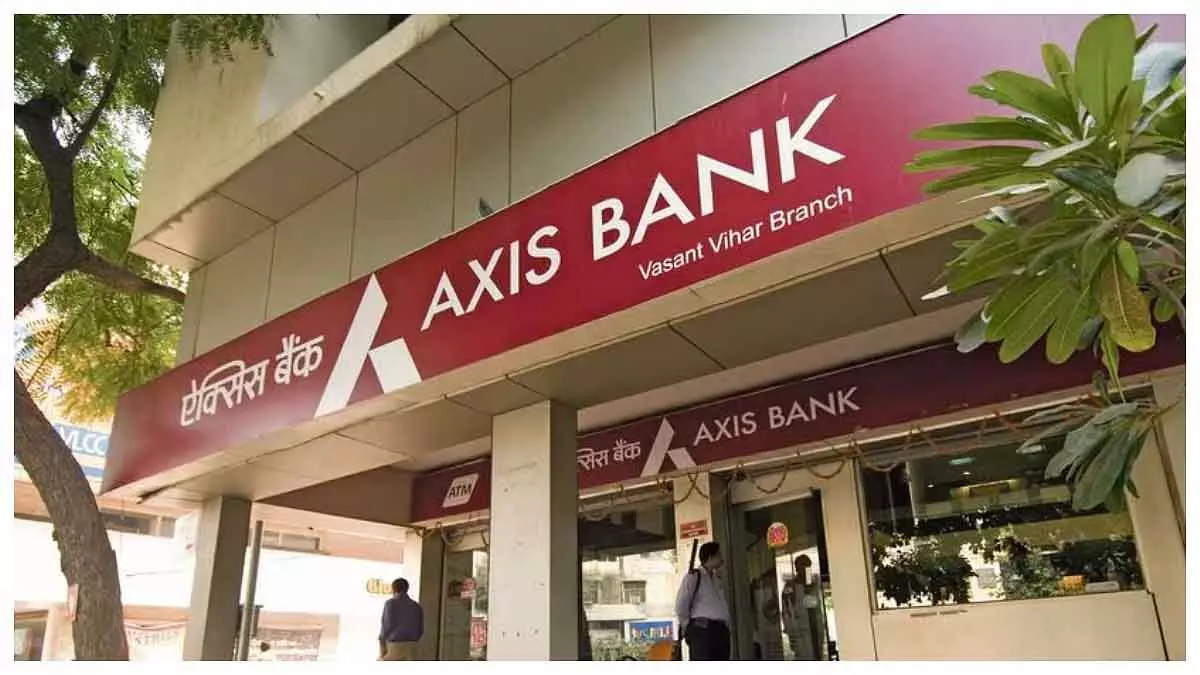एक्सिस बैंक ने ADAG कंपनियों के खिलाफ ₹50 करोड़ की धोखाधड़ी की शिकायत दर्ज की एक्सिस बैंक ने ADAG कंपनियों के खिलाफ ₹50 करोड़ की धोखाधड़ी की शिकायत दर्ज की