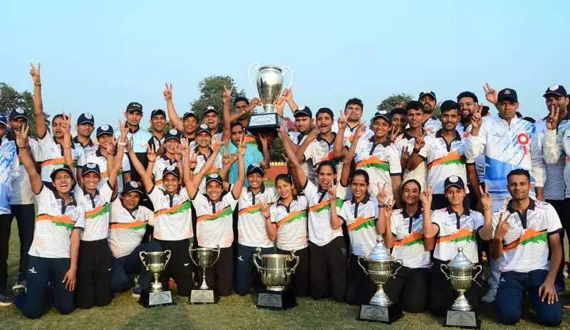 Olympian Toor ने पुलिस एथलेटिक्स मीट में 23 साल पुराना शॉट पुट रिकॉर्ड तोड़ा Olympian Toor ने पुलिस एथलेटिक्स मीट में 23 साल पुराना शॉट पुट रिकॉर्ड तोड़ा