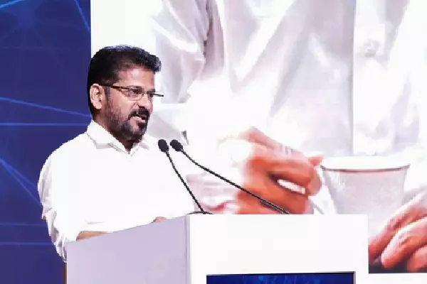 CM रेवंत का संदेश: शिक्षा से ही सामाजिक सुधार संभव CM रेवंत का संदेश: शिक्षा से ही सामाजिक सुधार संभव