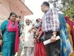 तनवीर सादिक ने भगवानपोरा में कम्युनिटी हॉल का शिलान्यास किया तनवीर सादिक ने भगवानपोरा में कम्युनिटी हॉल का शिलान्यास किया