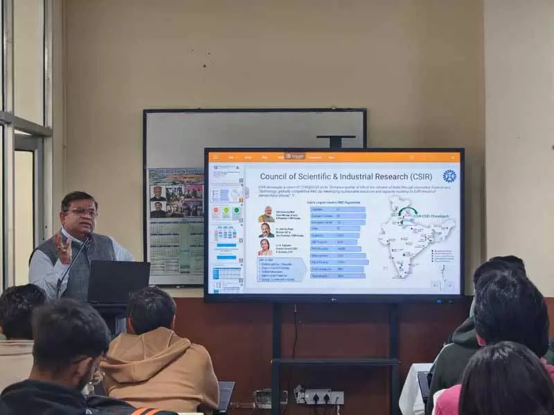 CSIR और DSIR पर विशेषज्ञ व्याख्यान आयोजित किया गया CSIR और DSIR पर विशेषज्ञ व्याख्यान आयोजित किया गया