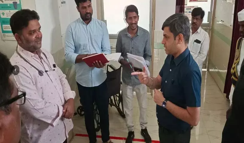 बेहतर चिकित्सा सेवाएं उपलब्ध कराई जानी चाहिए: Collector अनुराग जयंती बेहतर चिकित्सा सेवाएं उपलब्ध कराई जानी चाहिए: Collector अनुराग जयंती