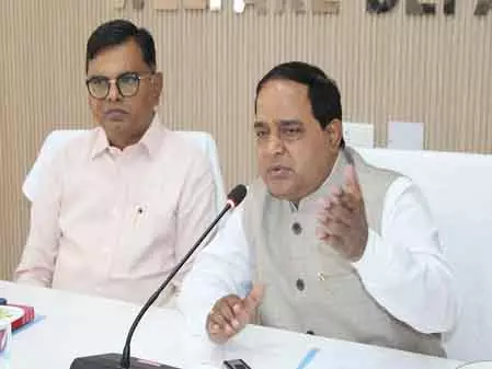 Odisha मंत्री का आश्वासन: पर्याप्त LPG और ईंधन आपूर्ति होगी Odisha मंत्री का आश्वासन: पर्याप्त LPG और ईंधन आपूर्ति होगी