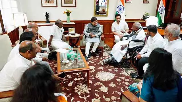 सोमवार से तंबाकू की खरीद: केंद्रीय मंत्री पीयूष गोयल ने HDK को दिया आश्वासन सोमवार से तंबाकू की खरीद: केंद्रीय मंत्री पीयूष गोयल ने HDK को दिया आश्वासन