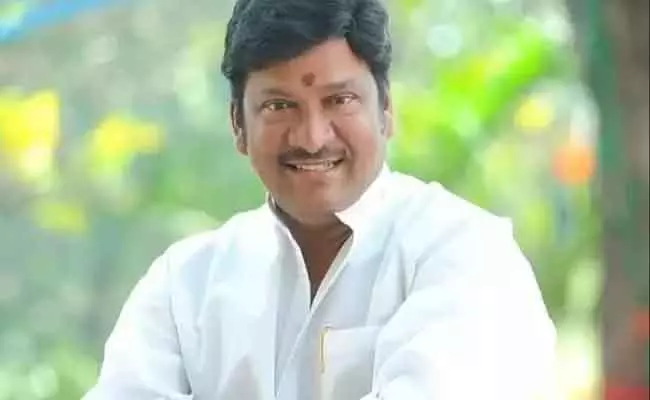 Rajendra Prasad ने MGR के बारे में टिप्पणी पर माफी मांगी Rajendra Prasad ने MGR के बारे में टिप्पणी पर माफी मांगी