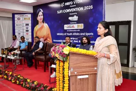 क्रिकेट के अलावा अन्य खेलों को भी बढ़ावा देना जरूरी: रक्षा खडसे क्रिकेट के अलावा अन्य खेलों को भी बढ़ावा देना जरूरी: रक्षा खडसे