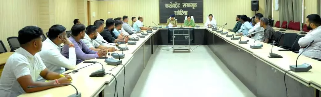रसोई गैस-पेट्रोल-डीजल की कमी की अफवाहों पर लगाम, प्रशासन सख्त रसोई गैस-पेट्रोल-डीजल की कमी की अफवाहों पर लगाम, प्रशासन सख्त