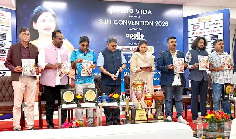 केंद्रीय मंत्री रक्षा खडसे ने खेल पत्रकारिता की भूमिका पर ज़ोर दिया।