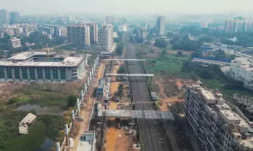 Mumbai : सेंट्रल लाइन पर लंबे समय से प्रतीक्षित चिखलोली रेलवे स्टेशन का निर्माण कार्य आगे बढ़ा
