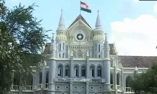 Bhopal : हाई कोर्ट ने T&CP के संयुक्त निदेशक के जाति प्रमाण पत्र की जांच के निर्देश दिए Bhopal : हाई कोर्ट ने T&CP के संयुक्त निदेशक के जाति प्रमाण पत्र की जांच के निर्देश दिए