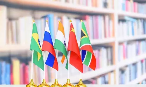 भारत पश्चिम एशिया संकट पर BRICS देशों के बीच चर्चा को सुगम बना रहा है भारत पश्चिम एशिया संकट पर BRICS देशों के बीच चर्चा को सुगम बना रहा है