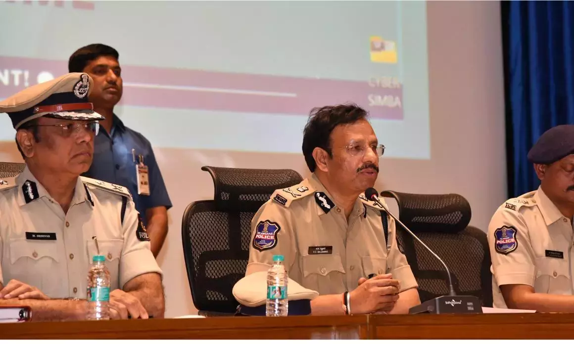 Telangana : शहर में साइबर शिकायतों में कमी आई है सज्जनार