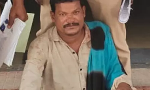पति ने पुराने विवाद का पत्नी से लिया बदला, हंसिया से किया वार