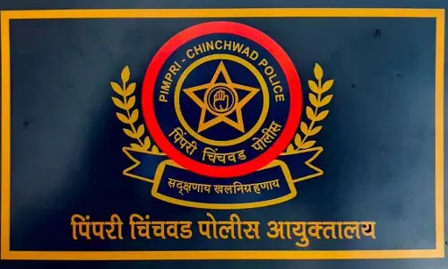 Pimpri-चिंचवड की सड़कें बनीं जानलेवा: 48 घंटों में 5 लोगों की मौत, हादसों का सिलसिला जारी Pimpri-चिंचवड की सड़कें बनीं जानलेवा: 48 घंटों में 5 लोगों की मौत, हादसों का सिलसिला जारी