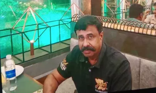 एक्साइज DC के घर पर तलाशी: ₹8 करोड़ की अवैध संपत्ति मिली
