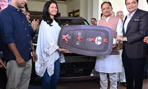 छत्तीसगढ़ की बेटी आकांक्षा सत्यवंशी ने बढ़ाया प्रदेश का मान, CM विष्णुदेव साय ने किया सम्मान छत्तीसगढ़ की बेटी आकांक्षा सत्यवंशी ने बढ़ाया प्रदेश का मान, CM विष्णुदेव साय ने किया सम्मान