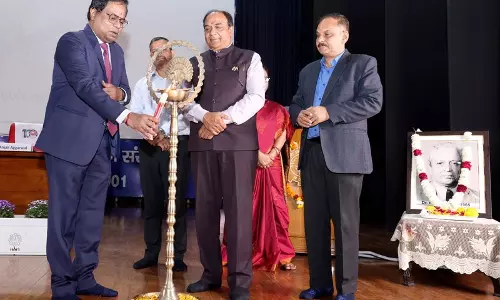 dairy क्षेत्र ग्रामीण आजीविका के लिए एक प्रमुख शॉक एब्जॉर्बर है नाबार्ड प्रमुख