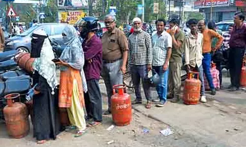 Cylinder के लिए पीछा किए जाने के बाद एक बुज़ुर्ग की मौत Cylinder के लिए पीछा किए जाने के बाद एक बुज़ुर्ग की मौत