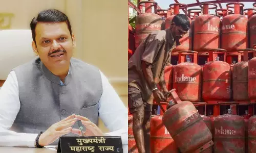 Mumbai: ठाणे में रसोई गैस समस्या पर कंट्रोल रूम स्थापित Mumbai: ठाणे में रसोई गैस समस्या पर कंट्रोल रूम स्थापित