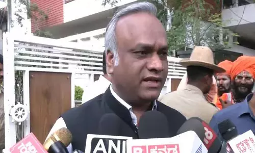 देश में कमर्शियल LPG सिलेंडरों की किल्लत: BJP ने पैदा किया संकट - प्रियंका खड़गे का तीखा हमला