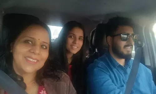 Engineer ने अपनी जुड़वां बहन को 84 बार चाकू मारा, फिर मां से कहा- तुम्हारे लिए एक सरप्राइज Engineer ने अपनी जुड़वां बहन को 84 बार चाकू मारा, फिर मां से कहा- तुम्हारे लिए एक सरप्राइज