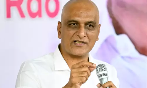 BRS नेता ने LoP गांधी से किया संविधान की रक्षा पर सवाल BRS नेता ने LoP गांधी से किया संविधान की रक्षा पर सवाल
