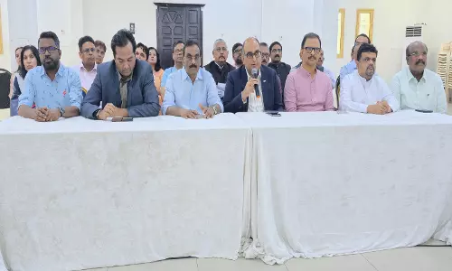एयरस्पेस पर लगी पाबंदियों के बीच, करीब 500 भारतीय सीमित उड़ानों से Qatar से रवाना हुए एयरस्पेस पर लगी पाबंदियों के बीच, करीब 500 भारतीय सीमित उड़ानों से Qatar से रवाना हुए