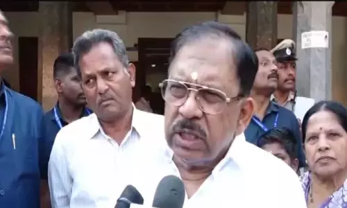पूरे देश में कमर्शियल सिलेंडरों की कमी: Karnataka के गृह मंत्री जी. परमेश्वर पूरे देश में कमर्शियल सिलेंडरों की कमी: Karnataka के गृह मंत्री जी. परमेश्वर