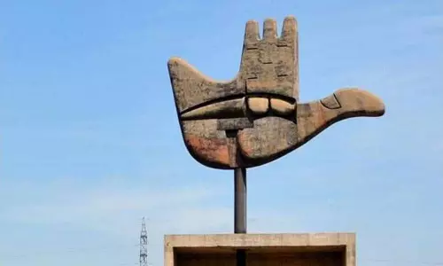 प्रमुख मुद्दे अब भी बरकरार, Chandigarh प्रशासन की कार्रवाई रिपोर्ट को झुठलाते हैं प्रमुख मुद्दे अब भी बरकरार, Chandigarh प्रशासन की कार्रवाई रिपोर्ट को झुठलाते हैं
