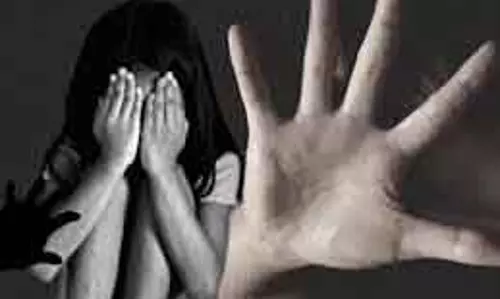 Assam में नाबालिग लड़की की तस्करी मामला, दो आरोपी गिरफ्तार Assam में नाबालिग लड़की की तस्करी मामला, दो आरोपी गिरफ्तार