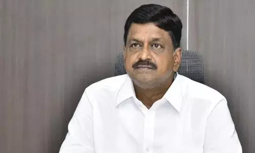 AP में फिलहाल गैस आपूर्ति में कोई समस्या नहीं है: मंत्री पय्यावुला केशव AP में फिलहाल गैस आपूर्ति में कोई समस्या नहीं है: मंत्री पय्यावुला केशव
