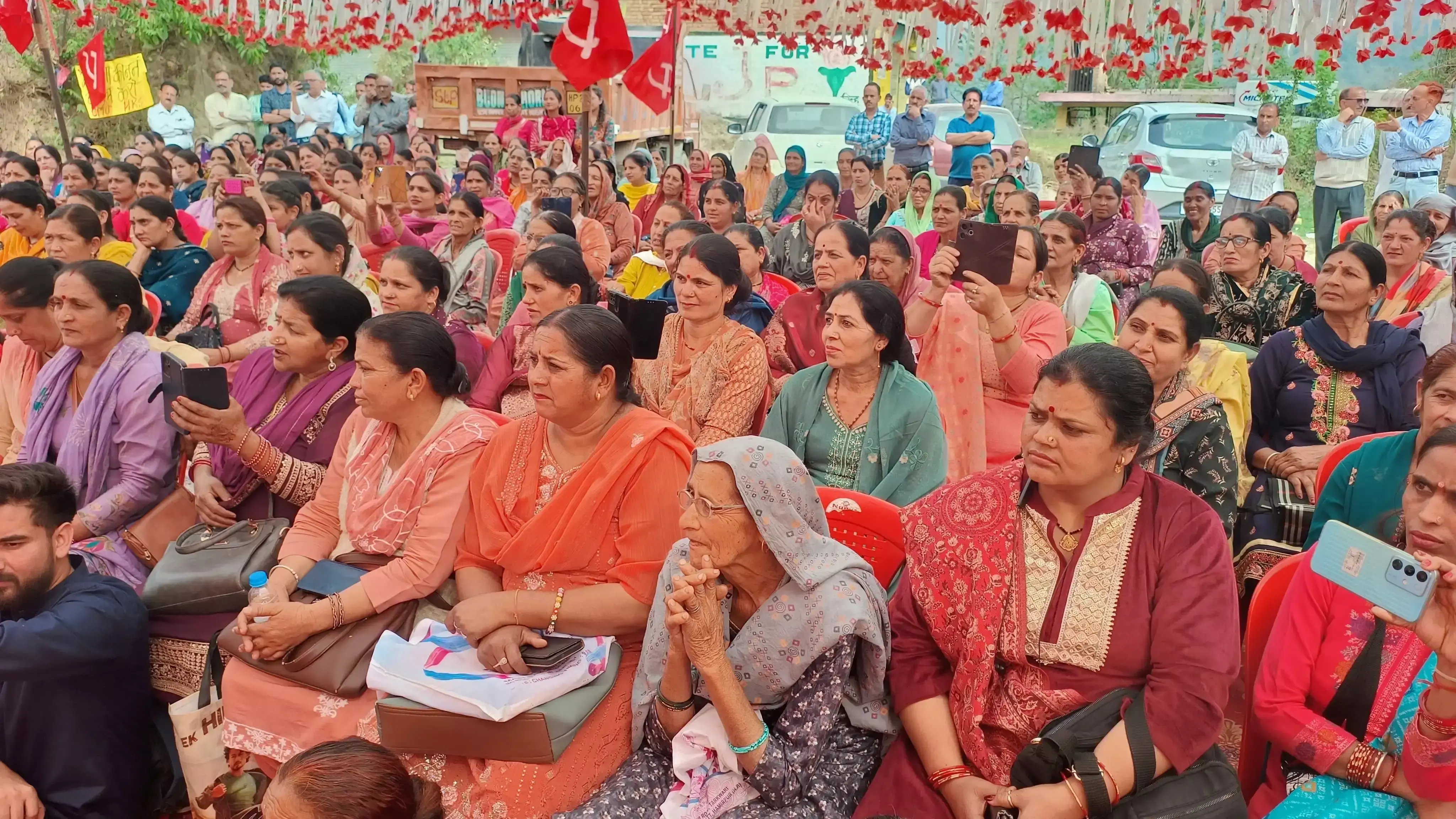 Mandi: धर्मपुर में माकपा जत्था, केंद्र सरकार की नीतियों पर तीखा प्रहार Mandi: धर्मपुर में माकपा जत्था, केंद्र सरकार की नीतियों पर तीखा प्रहार
