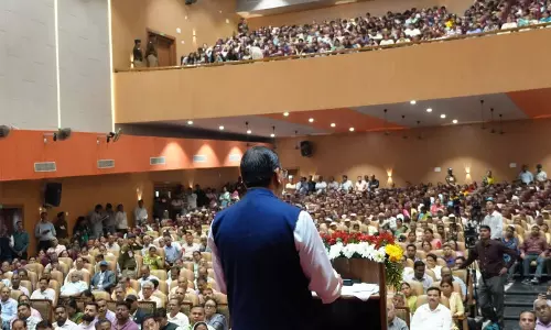 CM पुष्कर सिंह धामी ने पंतनगर में 119वें अखिल भारतीय किसान मेले और कृषि-औद्योगिक प्रदर्शनी का उद्घाटन किया